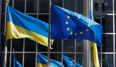 Очередной транш помощи Украине на 1,8 млрд евро одобрили в ЕС