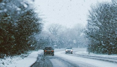 В регионах Казахстана закрыли трассы