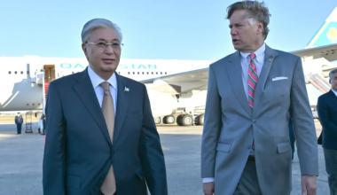 Токаев прибыл с визитом в Вашингтон