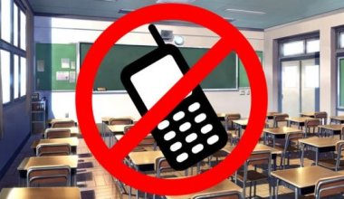 Родителей начнут штрафовать за использование смартфонов школьниками