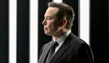 Инвесторы Tesla голосуют по поводу выплаты Маску в $878 млрд