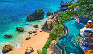 Пять туристов погибли на Бали