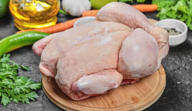 20 тонн мяса птицы пытались незаконно ввезти в Казахстан из России