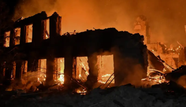 Россия нанесла ракетный удар по центру Балаклеи: есть погибшие