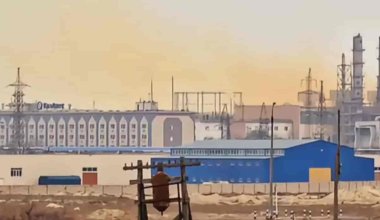 На жёлтый дым жалуются жители Актау: экологи проверяют "КазАзот"