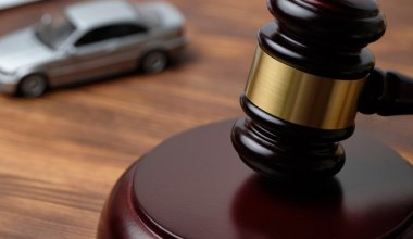 Суд простил казахстанца, вынужденного нелегально таксовать