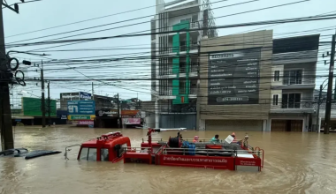 Токаев выразил соболезнования Индонезии и Таиланду после наводнений