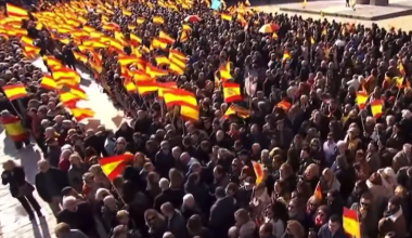 Народная партия вывела тысячи протестующих на улицы Мадрида