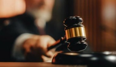 Карагандинца без рук и ног заставляли попрошайничать: обвиняемым сократили сроки