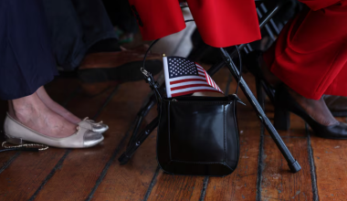 США приостанавливают все иммиграционные заявки из 19 стран