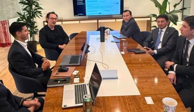 Казахстан обсуждает проекты по дата-центрам и ИИ в США