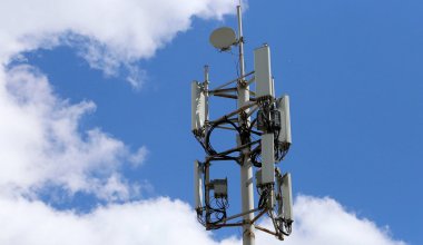 Шымкентцы противостоят сотовому оператору