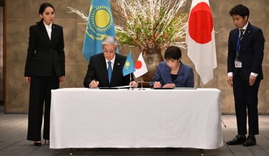 Казахстан и Япония подписали 14 важных документов