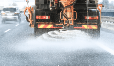 Специалисты призывают отказаться от дорожной соли в Казахстане