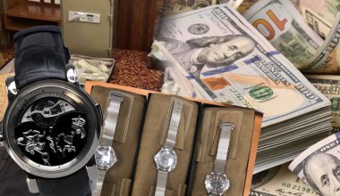 Часы за $25 тысяч и земля в Астане: Азамат Капенов рассказал о роскошных подарках Масимова