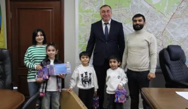 Семья азербайджанцев подверглась травле в РФ из-за новогодних подарков