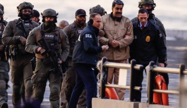 Захваченного США Мадуро привезли в суд Манхэттена