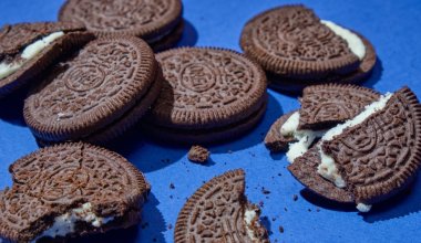 "Начинка - пластиковый клей": печенье Oreo проверили в Казахстане