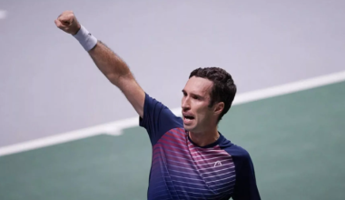 Казахстанец Кукушкин сыграет в финале турнира в Великобритании