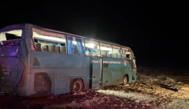 Смертельное ДТП на трассе в Мангистау: какое наказание грозит водителю автобуса