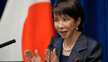 Такаичи распустила нижнюю палату парламента и объявила досрочные выборы