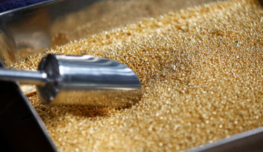 Драгоценные металлы падают в цене на фоне отказа от “пошлин за Гренландию”