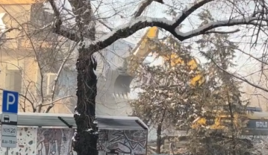 Снос Роддома в Алматы вызвал скандал в соцсетях