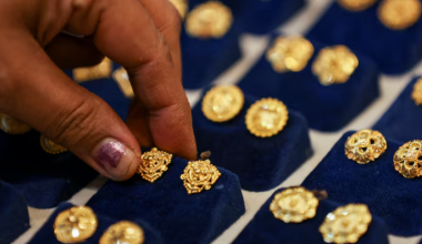 Новый рекорд: золото и серебро обновили исторический максимум в цене