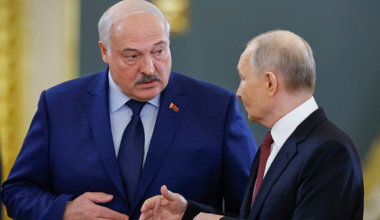 Зеленский заявил об угрозе Европе из-за зависимости Беларуси от России