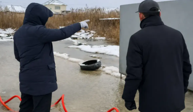 Шесть домов и 75 дворов подтопило в Мангистауской области