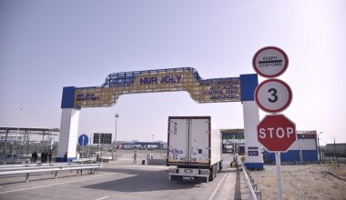 Китай временно закроет границу с Казахстаном