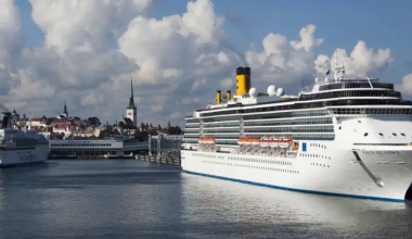 Эстония задержала контейнеровоз с российским экипажем