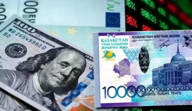 560-600 тенге за доллар: аналитик объяснил, что происходит с тенге