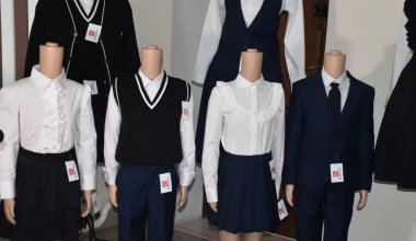 В одном из регионов Казахстана перешли на отечественную школьную форму