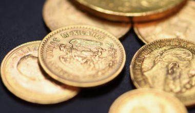 Драгметаллы падают в цене: рынки фиксируют прибыль