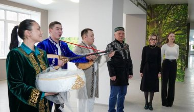 Звуки домбры и обряды предков: как тысячи алтайских казахов сохраняют корни в России