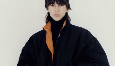 Казах из Парижа дефилирует для легендарного дома Balenciaga