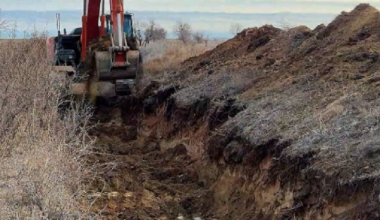 Канал для обеспечения водой в Жамбылской области не чистили 40 лет