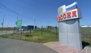 Срочно закрыть границы: профессор о критической ситуации в России