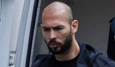 "Они не знают, что такое ЛГБТ и феминизм": скандальный блогер Тейт высказался о казахах