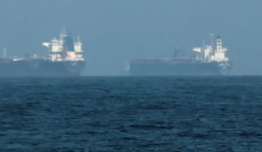 Иран заявил о полном контроле над Ормузским проливом