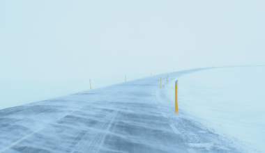 В Казахстане из-за непогоды перекрыли участки трасс
