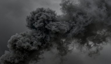 Токсичное облако движется в сторону Казахстана — эксперты