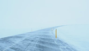 Метель, снег и порывистый ветер: Казахстан накроет непогода