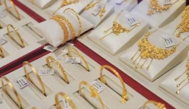 Драгметаллы падают в цене, несмотря на эскалацию на Ближнем Востоке