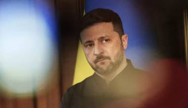 Зеленский сравнил переговоры с Россией с «Санта-Барбарой»