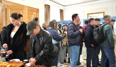 Сколько казахстанцев проголосовали на референдуме за границей