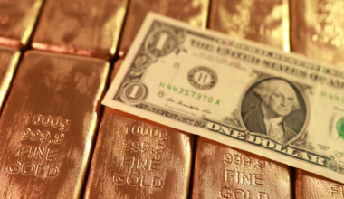 Драгметаллы удерживают позиции на фоне ослабления доллара