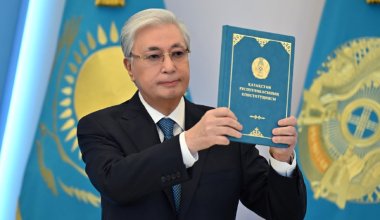 Токаев подписал новую Конституцию Казахстана