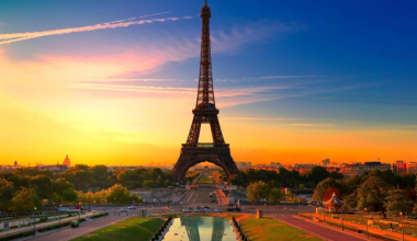 Названы города, где чаще всего обворовывают туристов